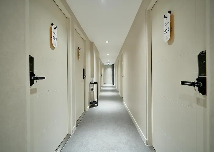 Hotel a capsule Life In Euljiro Seul