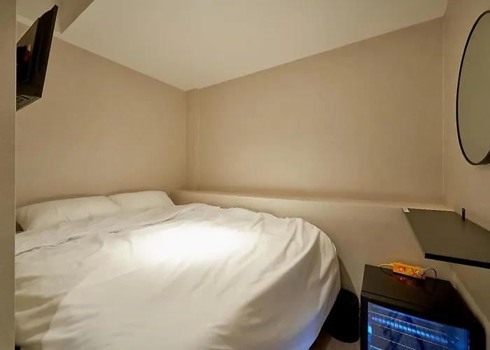 Life In Euljiro Hotel a capsule *